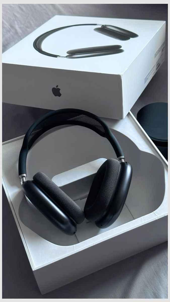 Airpods Max Wireless Over-Ear Headphones with 100% Active Noise Cancellation-High Bass 40mm Sound Drivers with 3D Spatial Audio ( Magnetic Ear Cups)