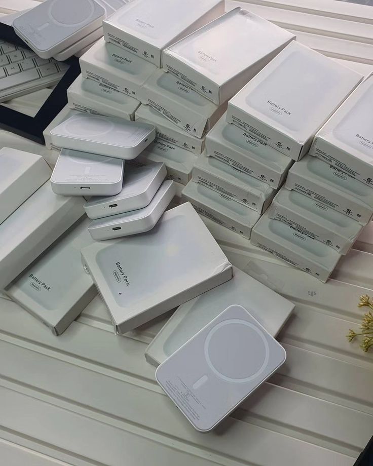 MagSafe Magnetic Wireless Power Bank – Fast Charging Battery Pack for iPhone